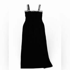 Authentic Elegant St. John Black and White Maxi Dress🖤